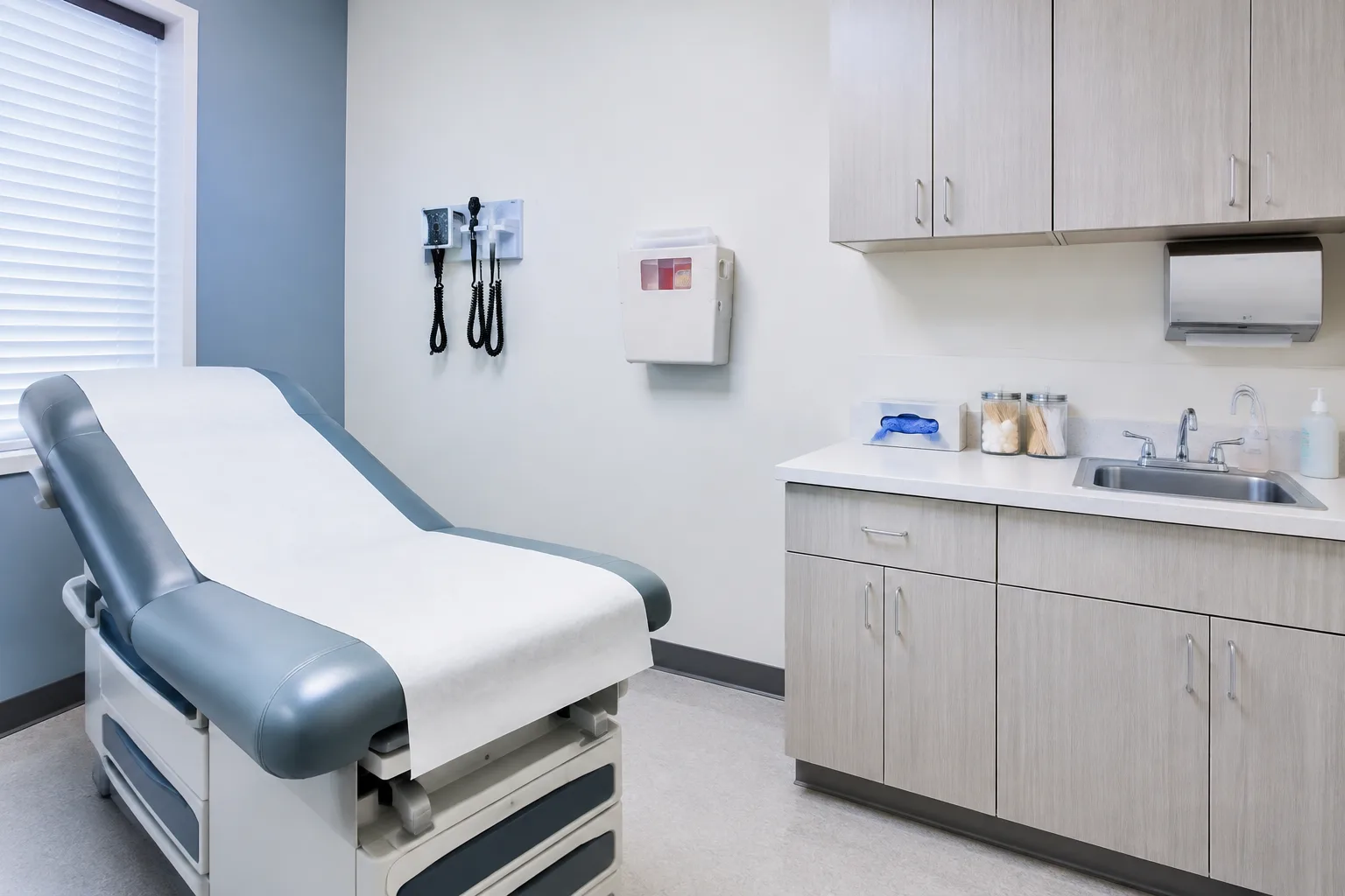 Medical exam room prepared for the next patient after medical office cleaning in Newark, NJ